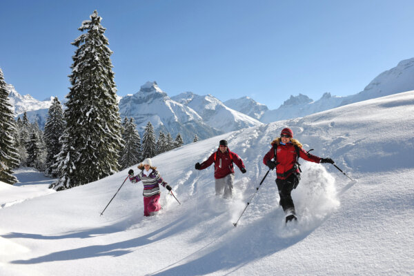Alpstubli Winter Region Schneeschuhlaufen Gerschni Trail 01